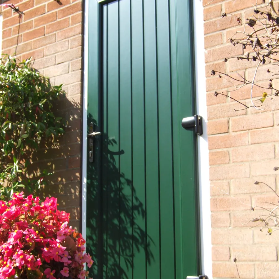 uPVC Vs Aluminium Windows — Product Mile End